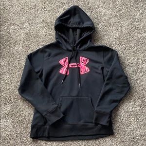 UA sweatshirt size m